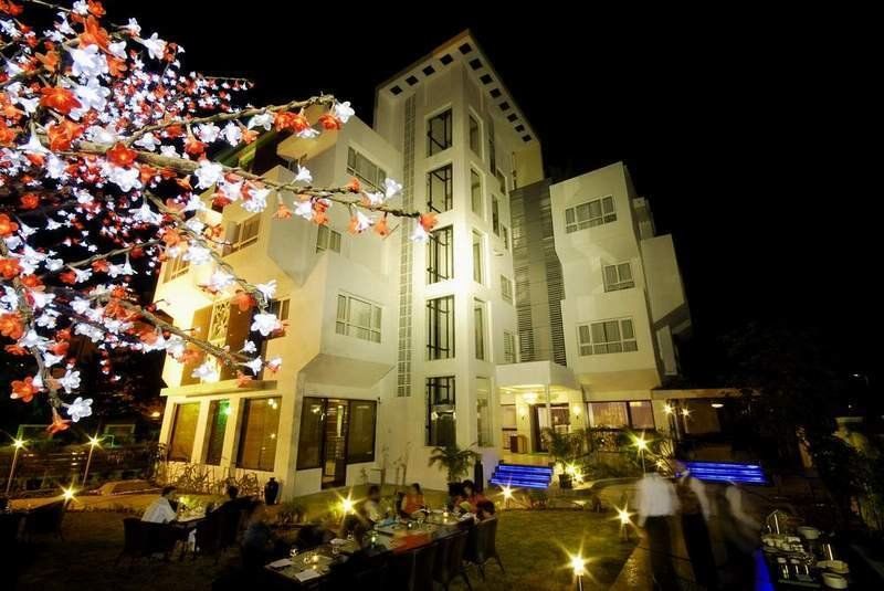 Click Hotel Nashik Exterior foto